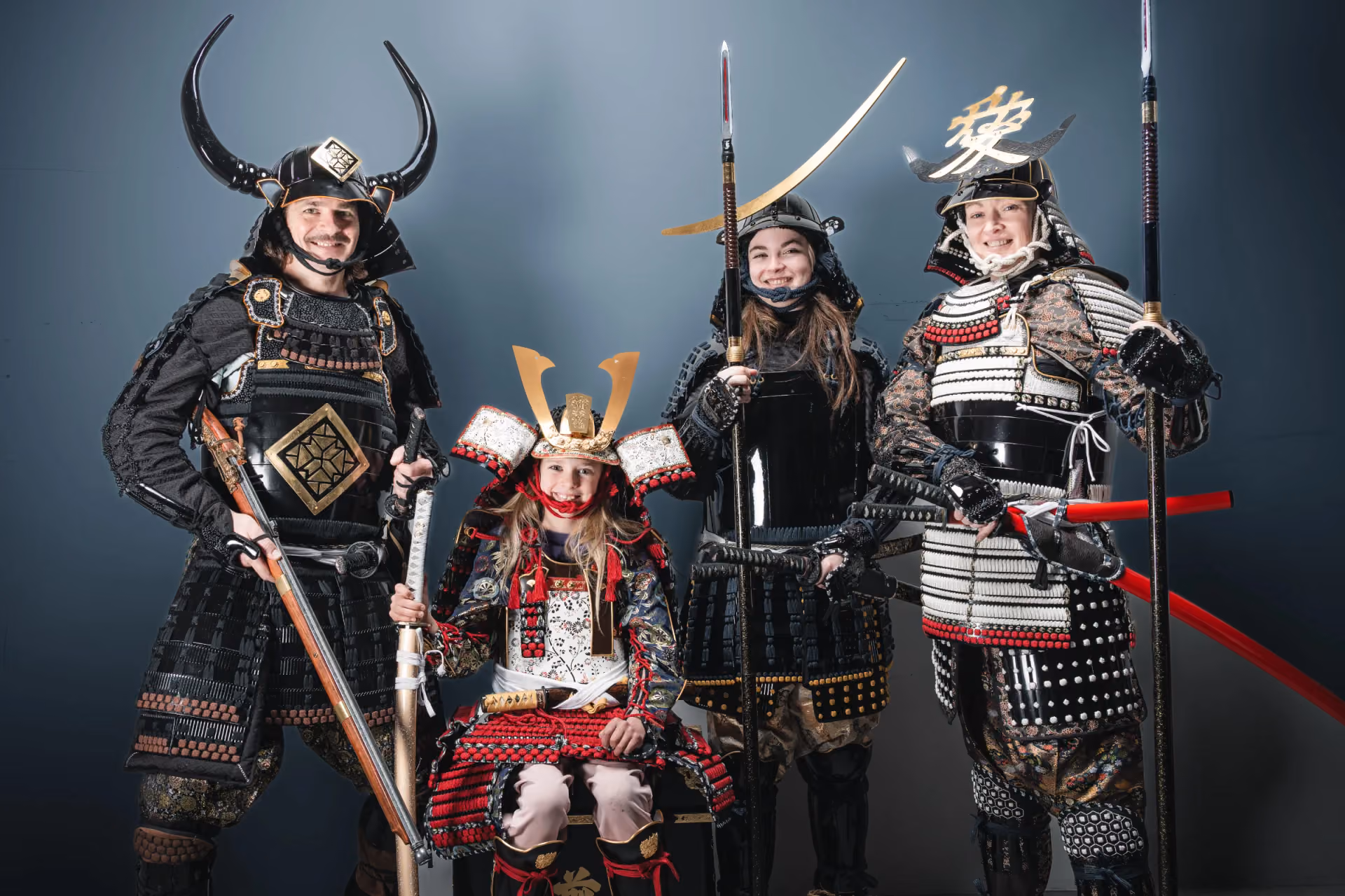 A family in armour, SHOGUN STUDIO JAPAN