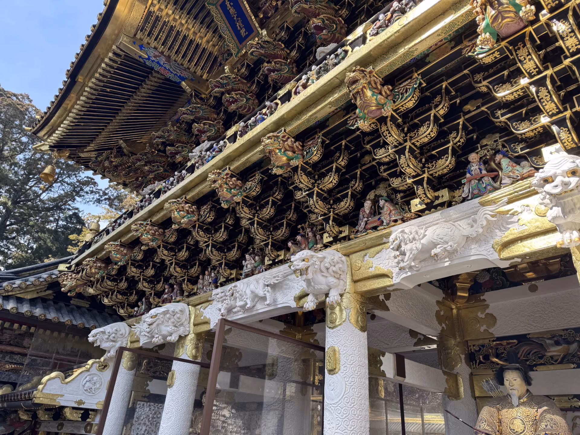 Detail of the decorative carvings on Yomeimon Gate