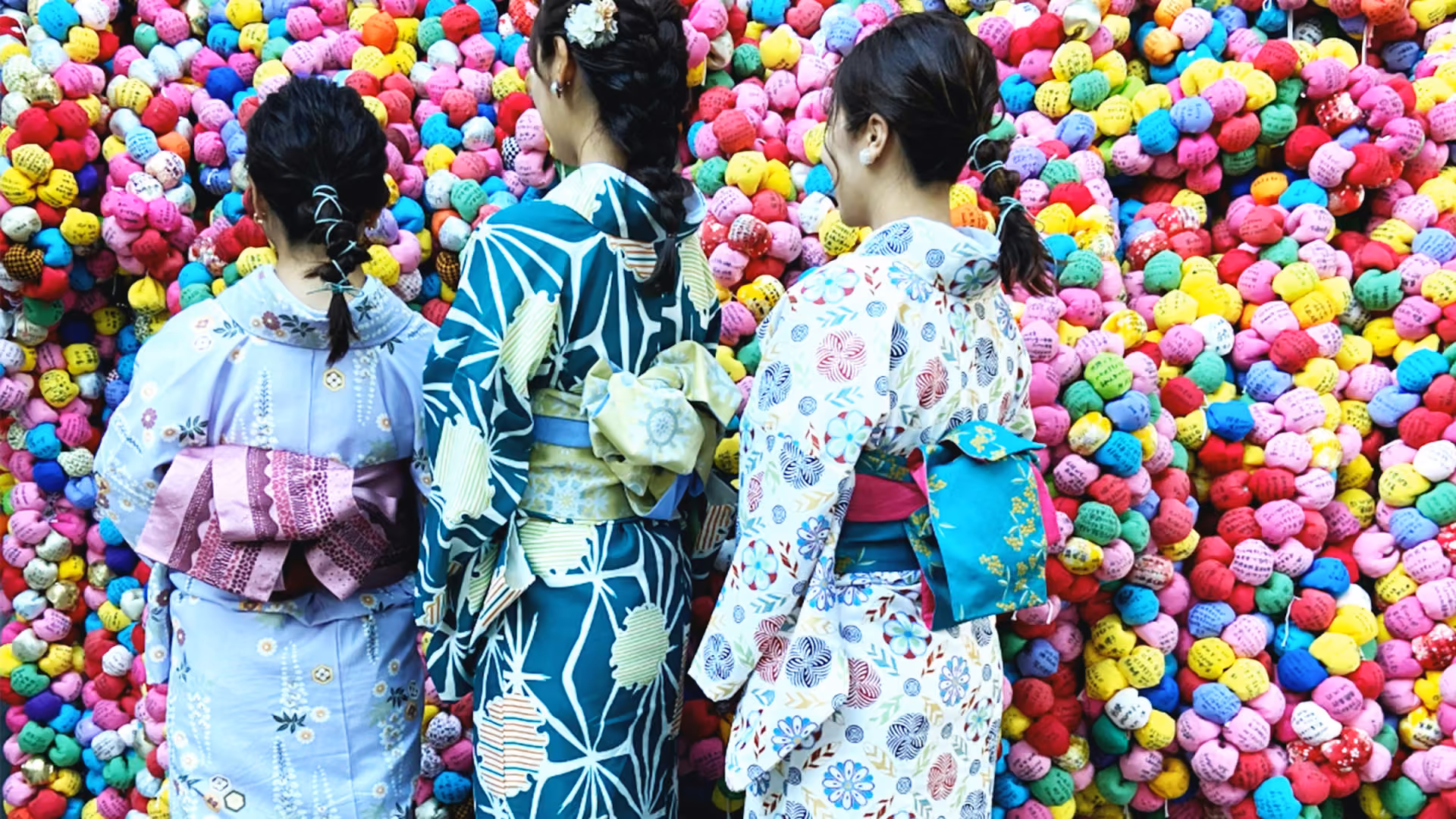 Young women in yukata